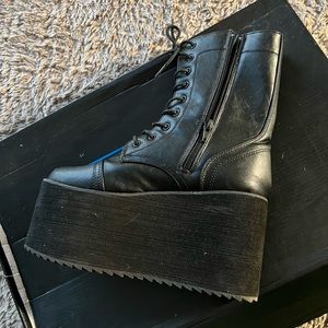 YRU Black Platform Laced Boots - Size 7